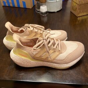 Adidas Ultraboost - Mauve